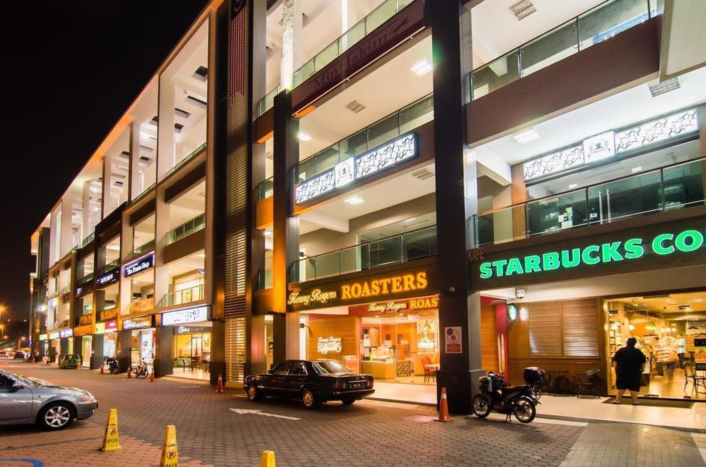 Shaftsbury Stellar Cyberjaya Hotel Exterior photo